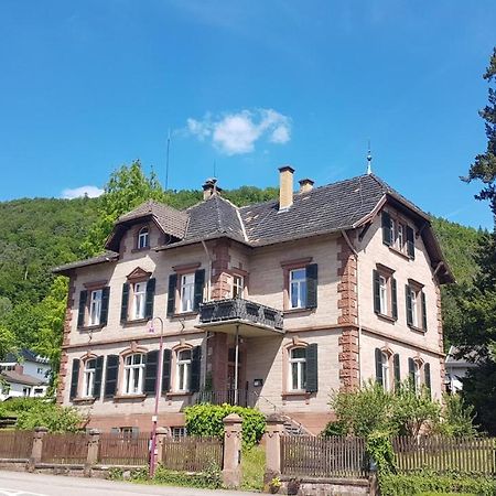 Forsthaus Merzalben Hostel Buitenkant foto