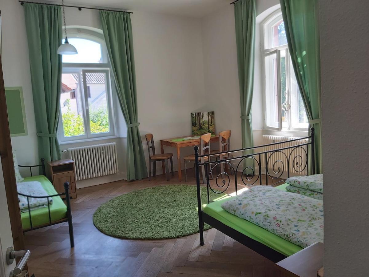 Forsthaus Merzalben Hostel Buitenkant foto